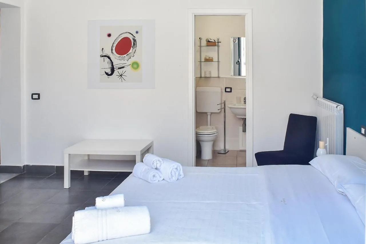 Guest house Rooms 19 - Rooms And Breakfast Palermo